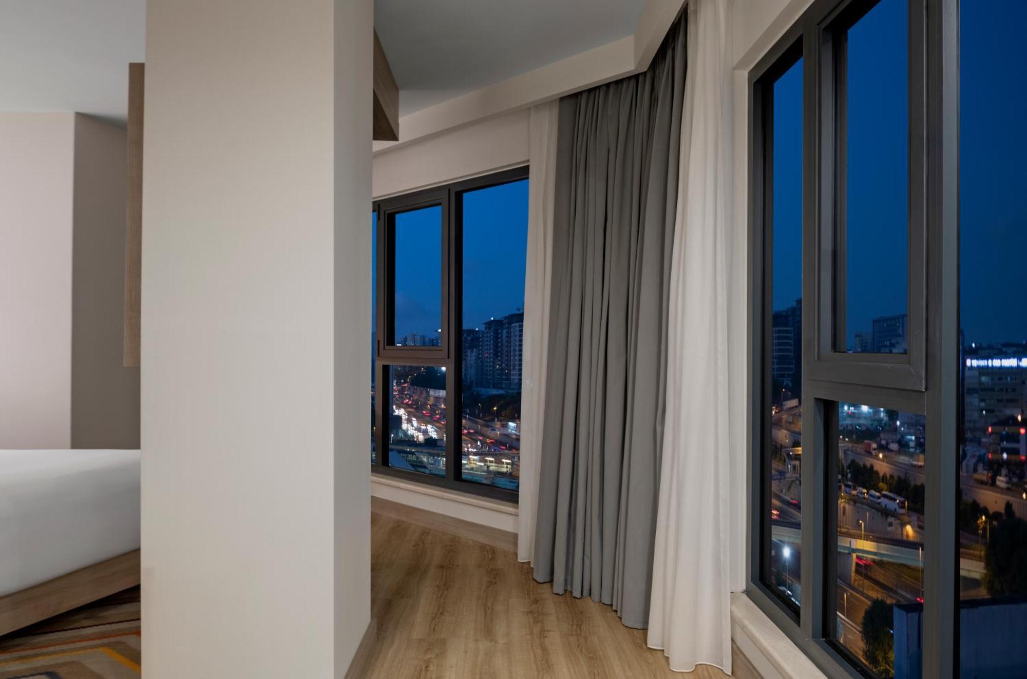Hampton By Hilton Istanbul Merter Dış mekan fotoğraf